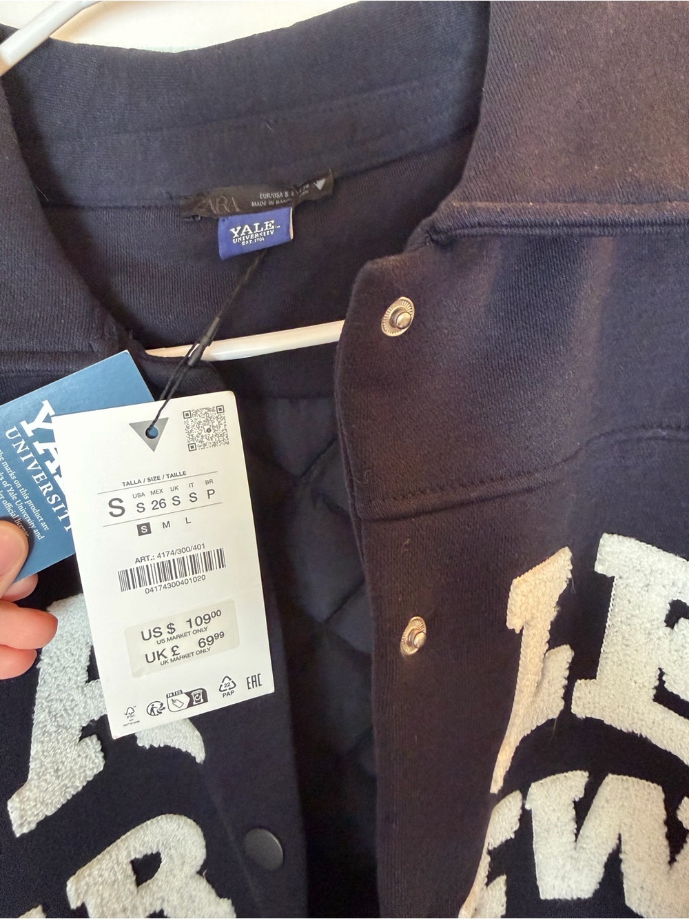 Zara Black Bomber Jacket with White 'YALE CREW' Lettering - Picture 10 of 10